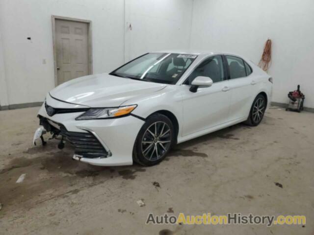 TOYOTA CAMRY XLE, 4T1F31AKXPU615290