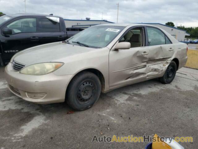 TOYOTA CAMRY LE, 4T1BE32K95U990054