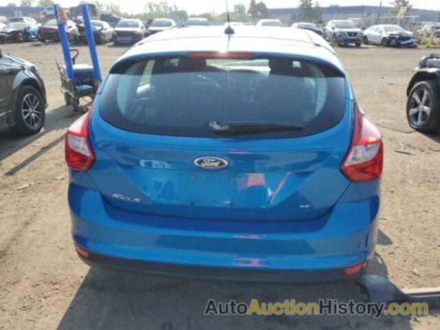 FORD FOCUS SE, 1FAHP3K26CL221397