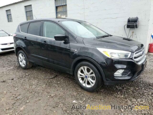 FORD ESCAPE SE, 1FMCU9GD7HUA73820