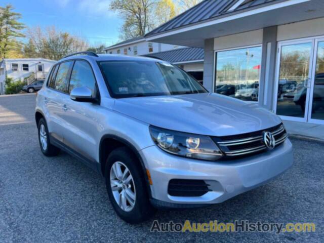 VOLKSWAGEN TIGUAN S, WVGAV7AX7HK019618