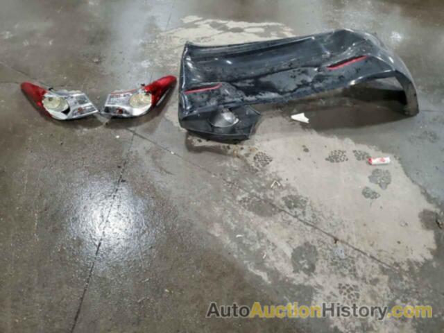 HYUNDAI ELANTRA GLS, KMHDH4AE4BU104820