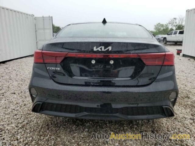 KIA FORTE LX, 3KPF24AD9PE657118