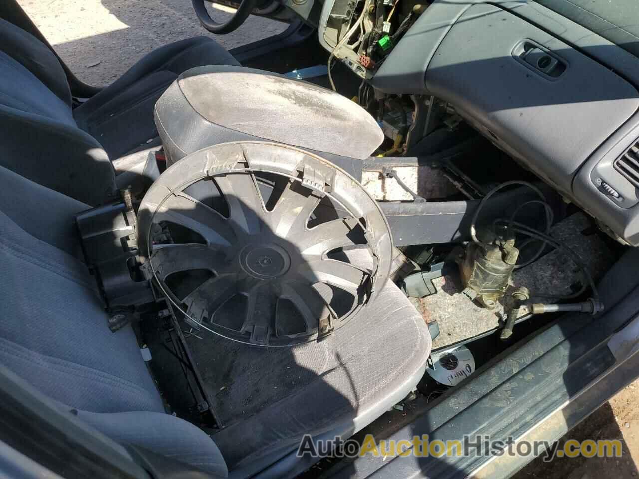 HONDA ACCORD LX, 1HGCG5640YA153677