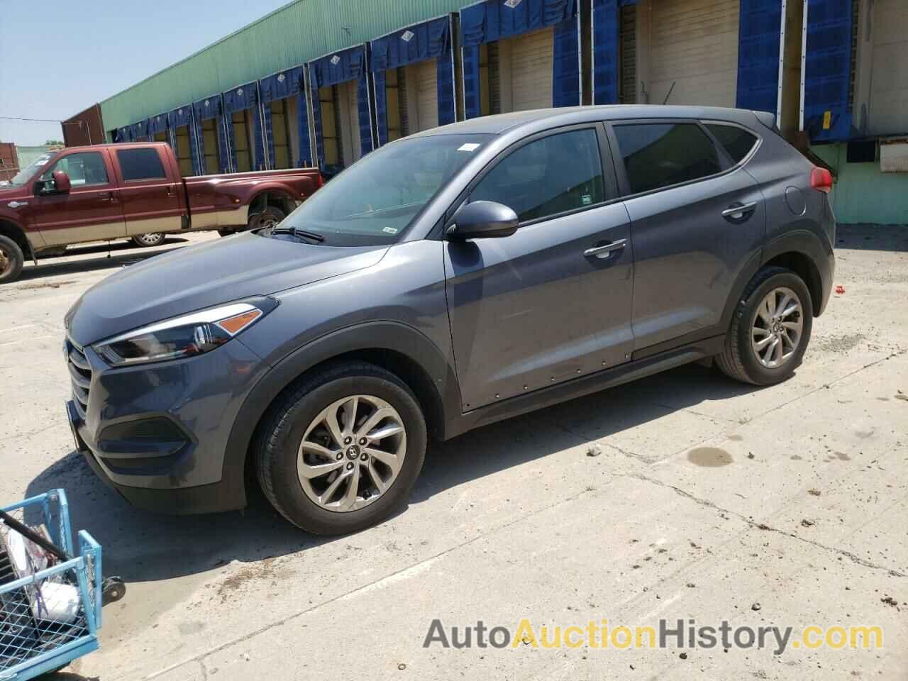 2017 HYUNDAI TUCSON SE, KM8J23A4XHU288739