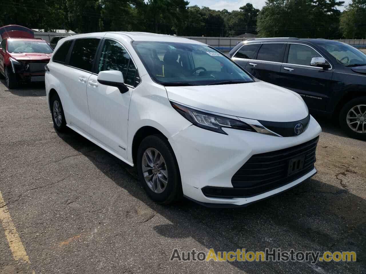 2021 TOYOTA SIENNA LE, 5TDKRKEC0MS045892