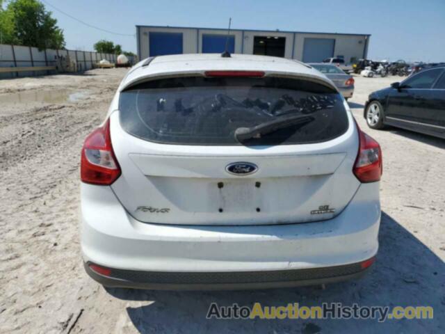 FORD FOCUS SE, 1FADP3K28DL343145