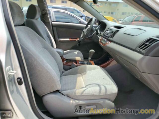 TOYOTA CAMRY LE, 4T1BE32K82U565954