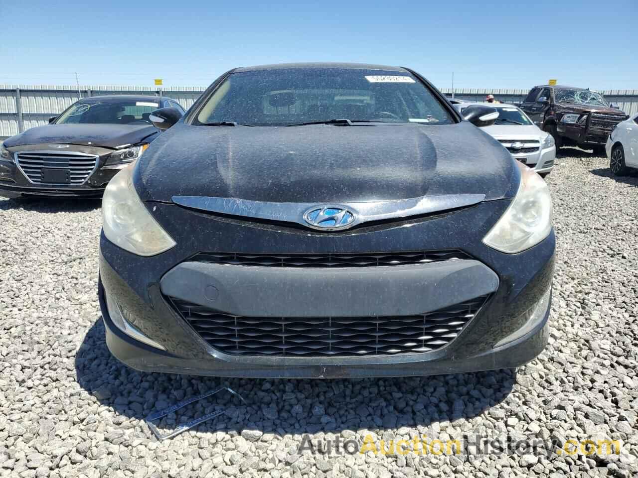 HYUNDAI SONATA HYBRID, KMHEC4A42BA001911