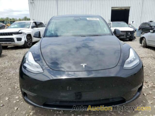 TESLA MODEL Y, 5YJYGDEE4MF084647