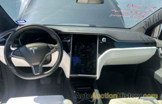 TESLA MODEL X, 5YJXCBE23JF127761