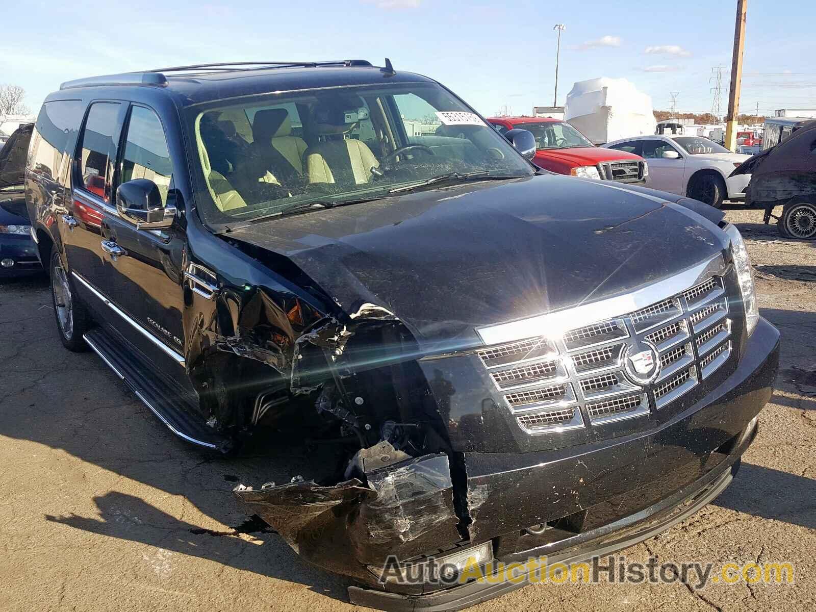 2012 CADILLAC ESCALADE E ESV LUXURY, 1GYS4HEF7CR132742