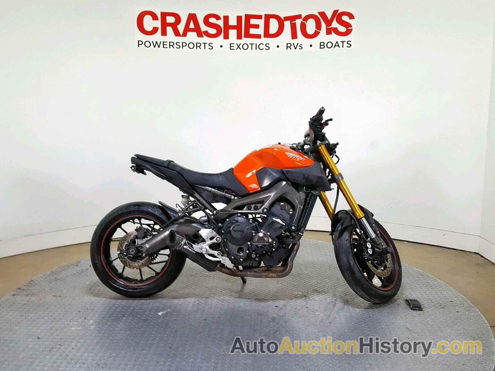 2014 YAMAHA FZ09, JYARN33E6EA002088