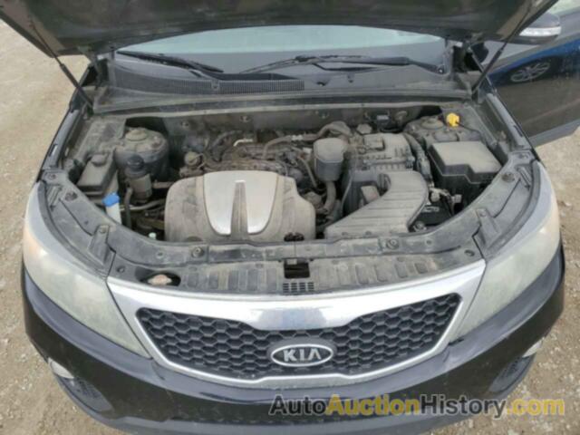 KIA SORENTO BASE, 5XYKTDA20BG160559