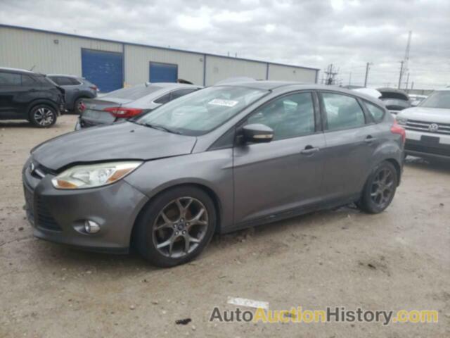 FORD FOCUS SE, 1FADP3K28EL143741