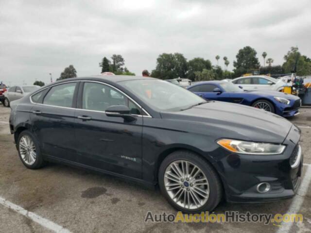 FORD FUSION SE HYBRID, 3FA6P0LUXER392342