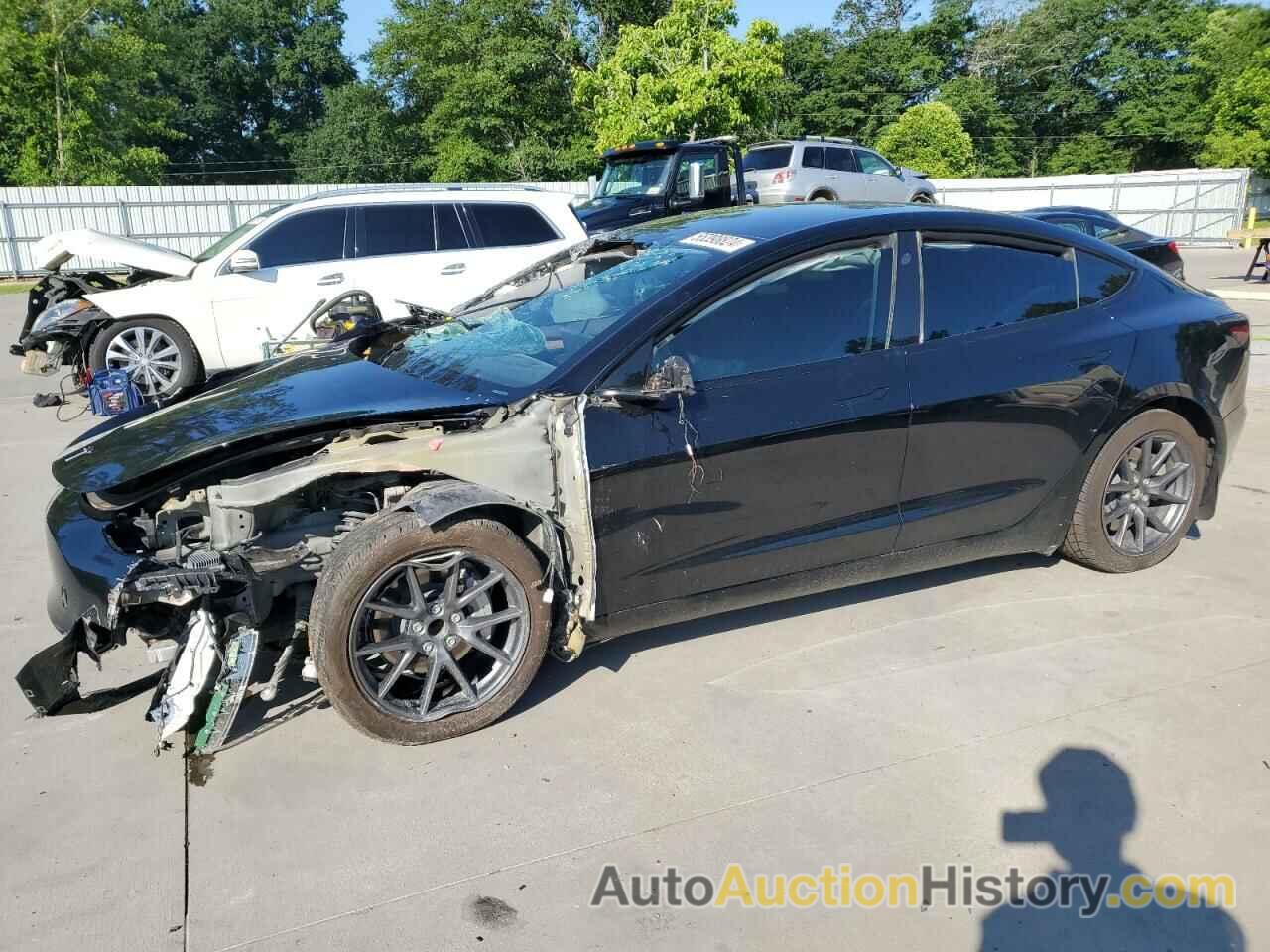 TESLA MODEL 3, 5YJ3E1EA5PF421181