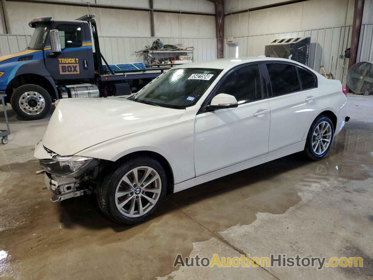 BMW 3 SERIES I, WBA8E1G53HNU14798