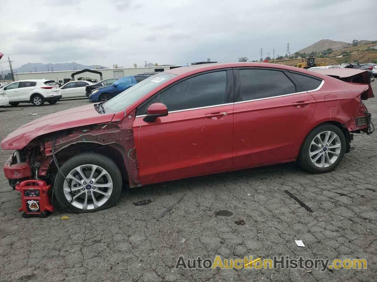 2020 FORD FUSION SE, 3FA6P0LU1LR230872