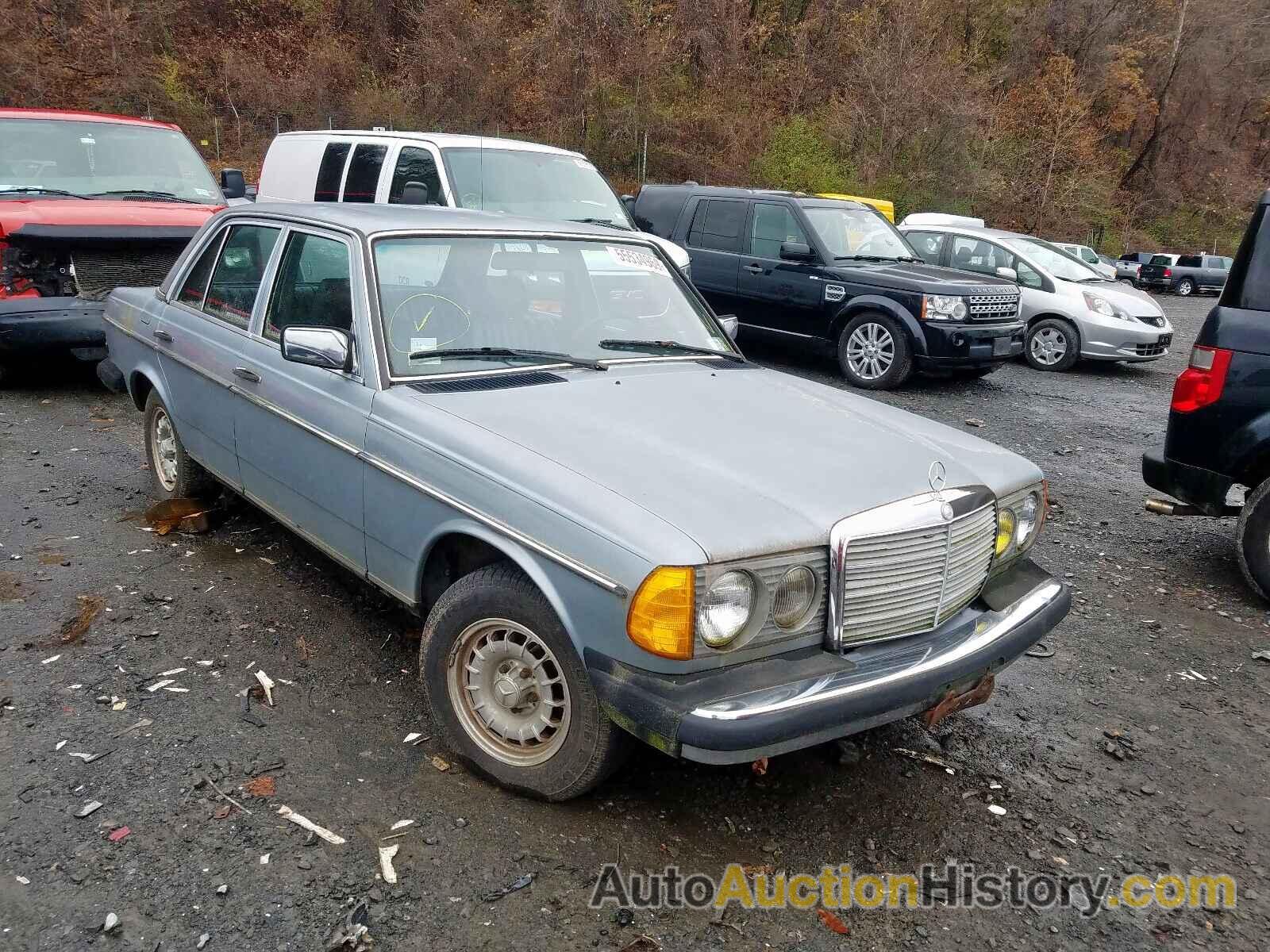 1984 MERCEDES-BENZ 300 DT DT, WDBAB33A2EA174883