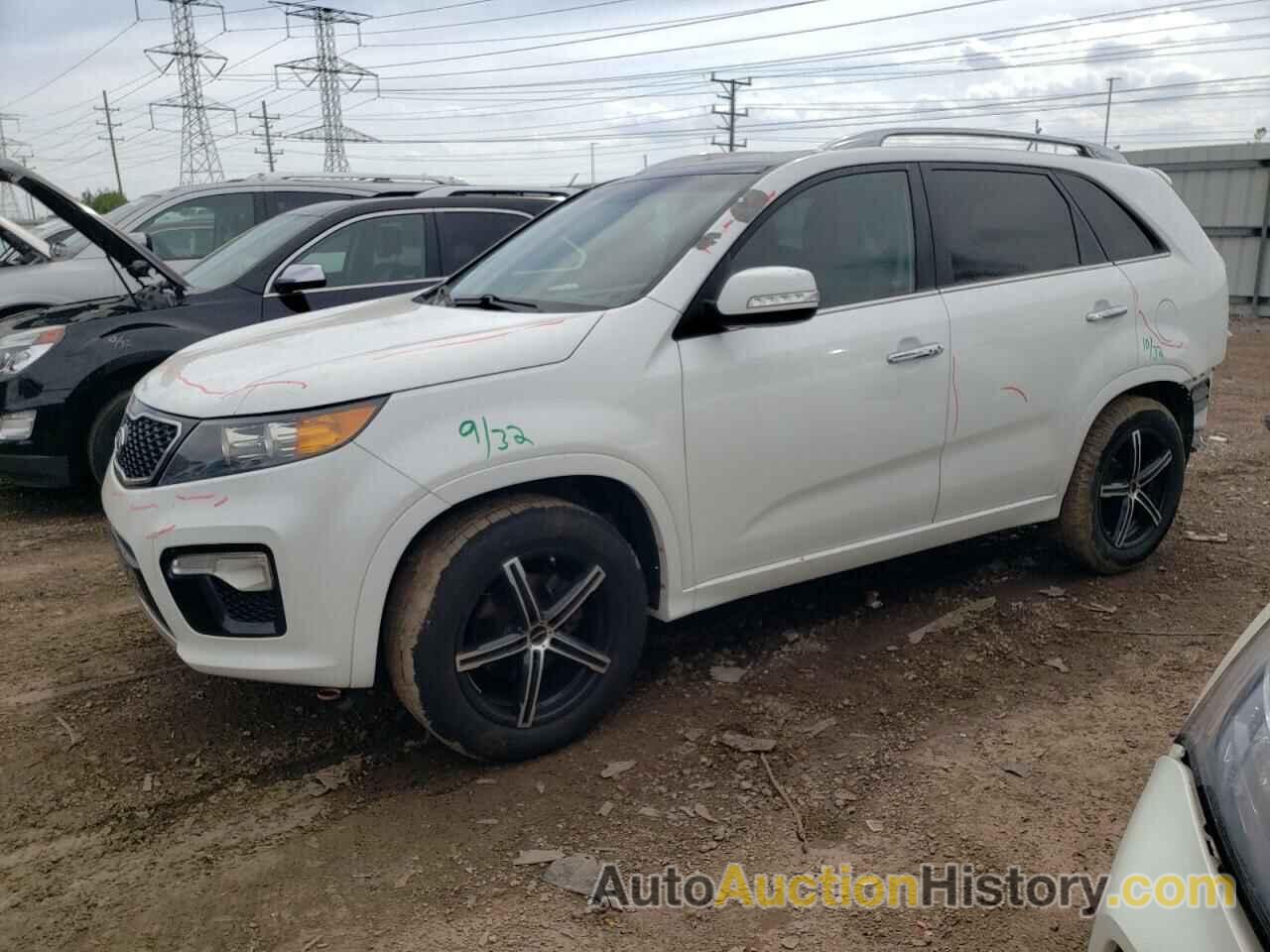 KIA SORENTO SX, 5XYKW4A27DG383000