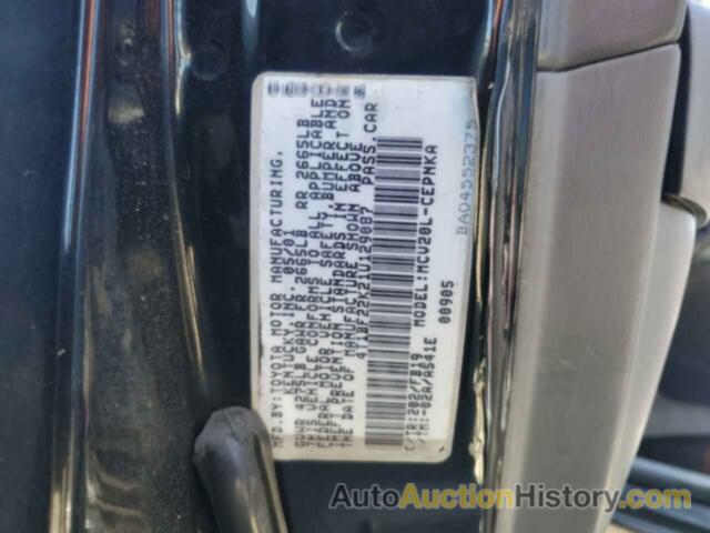 TOYOTA CAMRY LE, 4T1BF22K21U129087