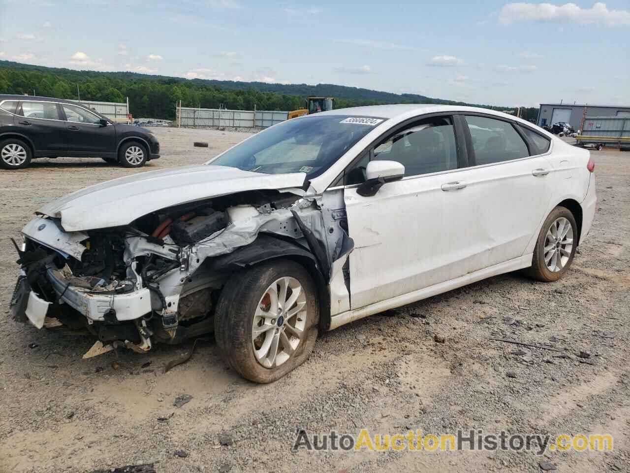 FORD FUSION SE, 3FA6P0LU0KR118059