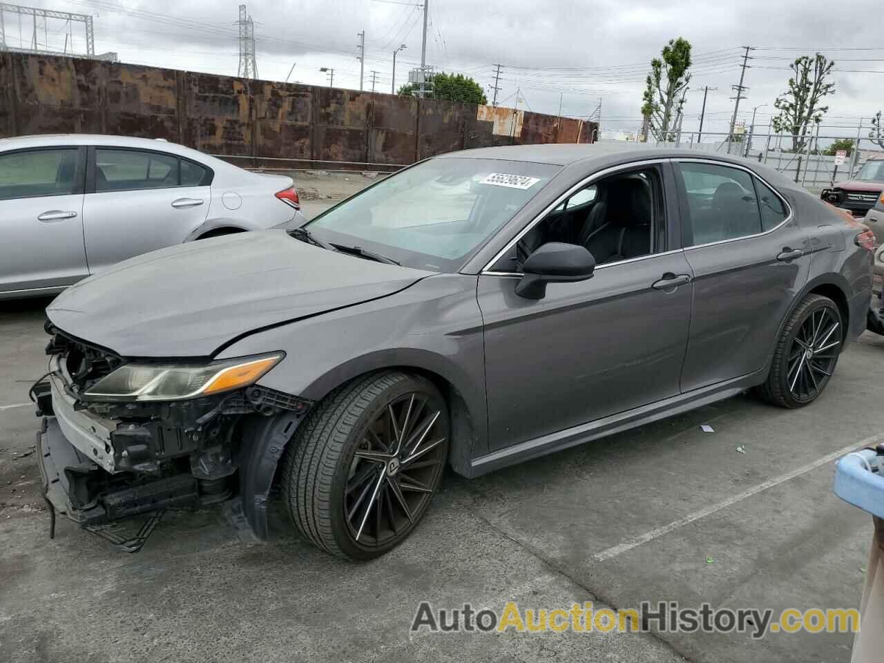 TOYOTA CAMRY L, 4T1B11HK2JU081171