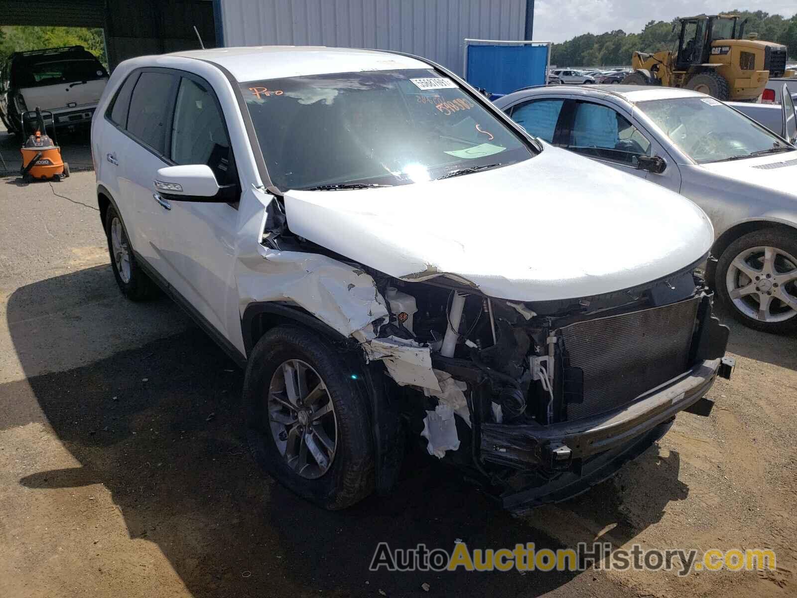 2015 KIA SORENTO LX, 5XYKT3A63FG598382