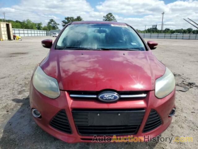 FORD FOCUS TITANIUM, 1FADP3J22EL229385