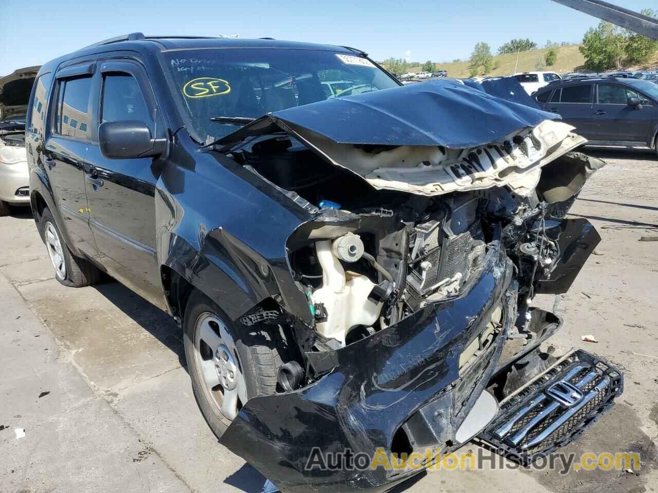 2014 HONDA PILOT LX, 5FNYF4H29EB002157