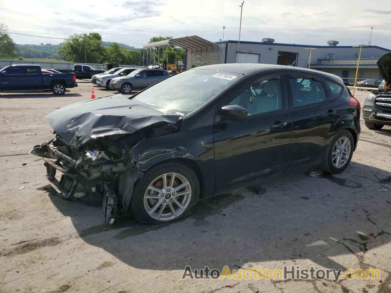 FORD FOCUS SE, 1FADP3K23JL332758