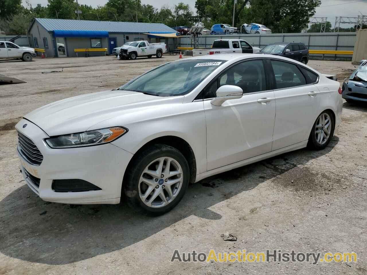 FORD FUSION SE, 3FA6P0H77DR215202