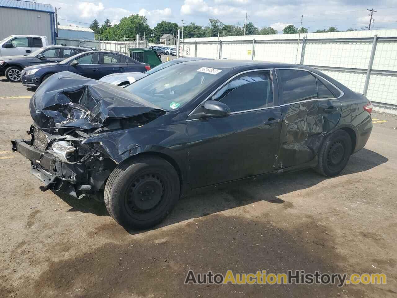 TOYOTA CAMRY LE, 4T4BF1FK8FR506085