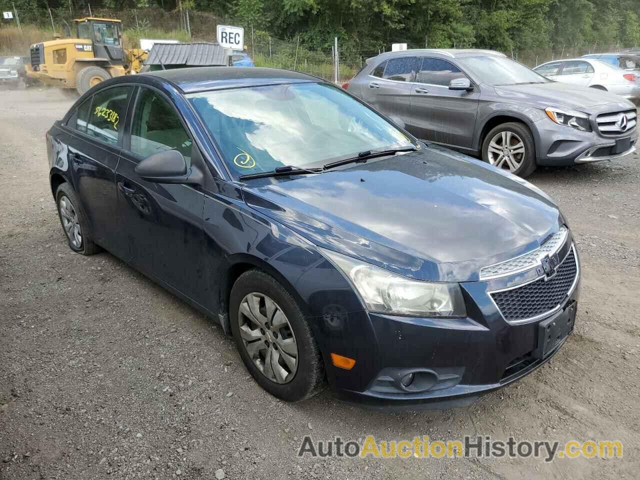 2014 CHEVROLET CRUZE LS, 1G1PA5SG3E7207394