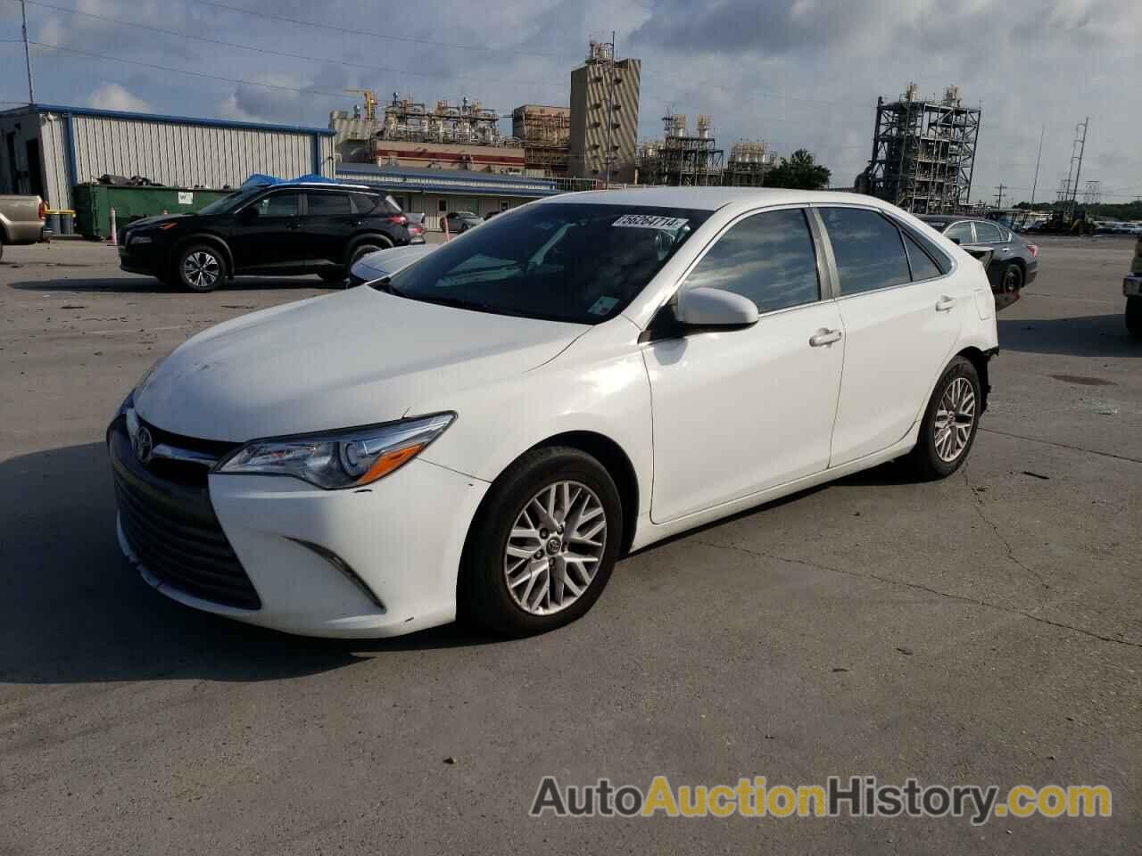 TOYOTA CAMRY LE, 4T4BF1FK9GR569262