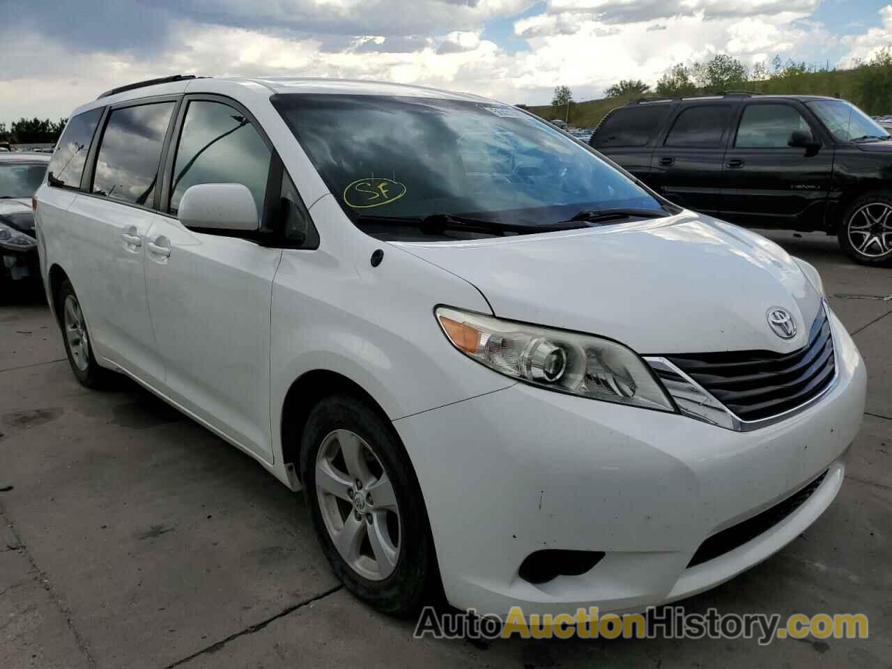 2011 TOYOTA SIENNA LE, 5TDKK3DC4BS031552