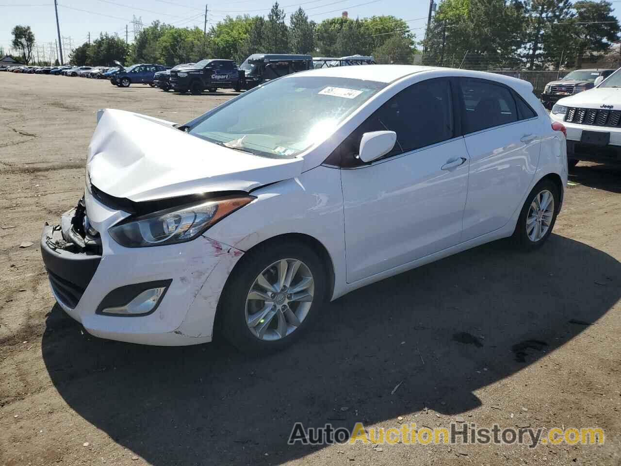 HYUNDAI ELANTRA, KMHD35LH6EU207379