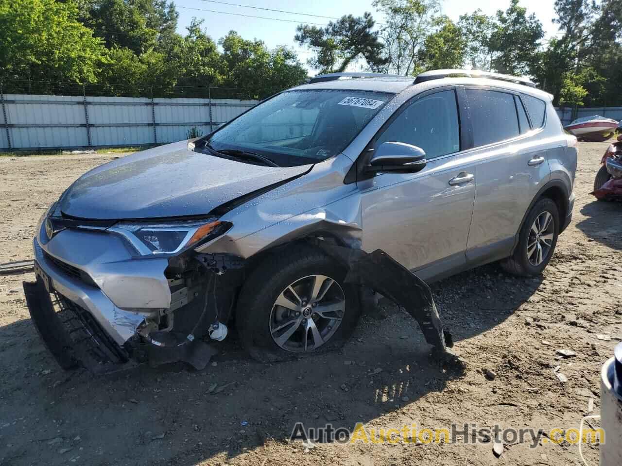 TOYOTA RAV4 XLE, 2T3RFREV8HW556045