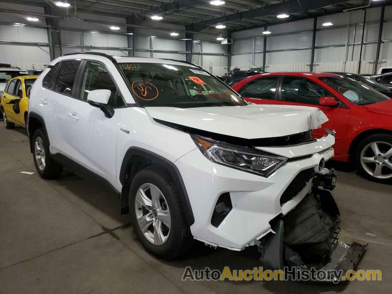 2020 TOYOTA RAV4 XLE, JTMR6RFV3LD006465