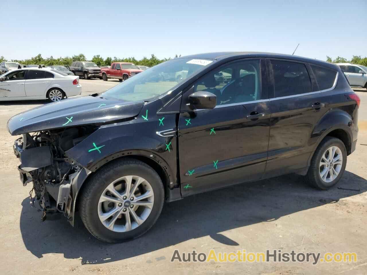 2019 FORD ESCAPE SE, 1FMCU0GDXKUB65166