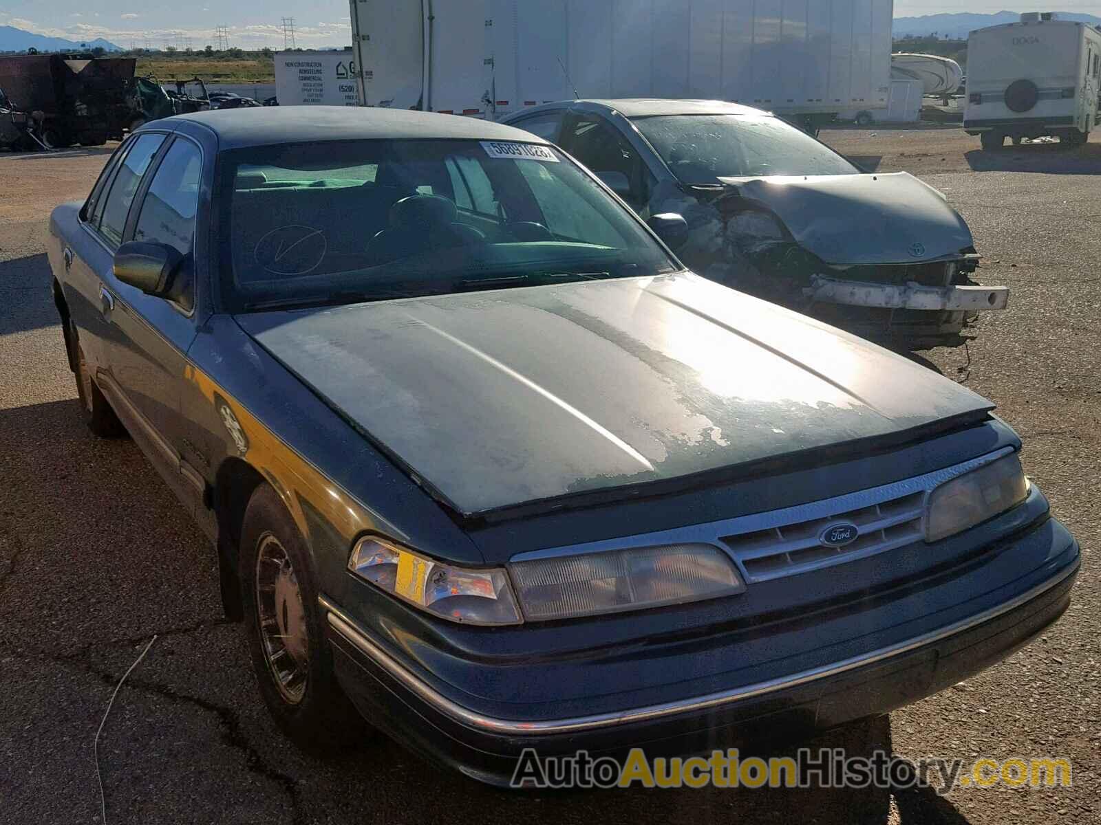 1995 FORD CROWN VICTORIA LX, 2FALP74W6SX126924