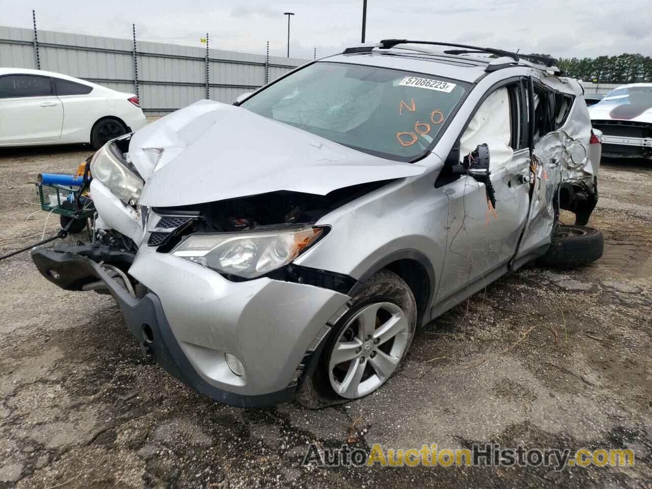 TOYOTA RAV4 XLE, 2T3WFREV0DW047709