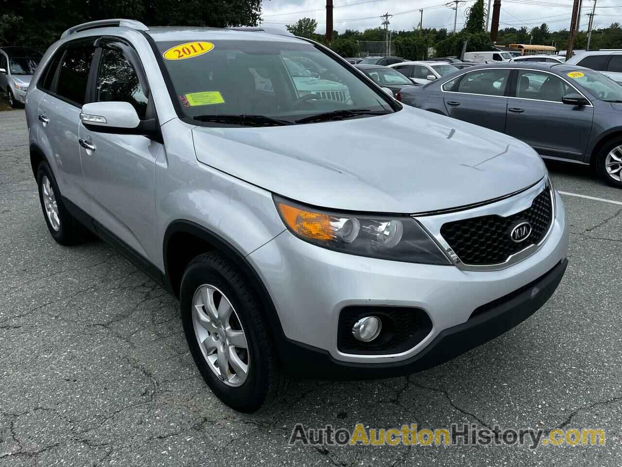 2011 KIA SORENTO BASE, 5XYKT3A12BG107685