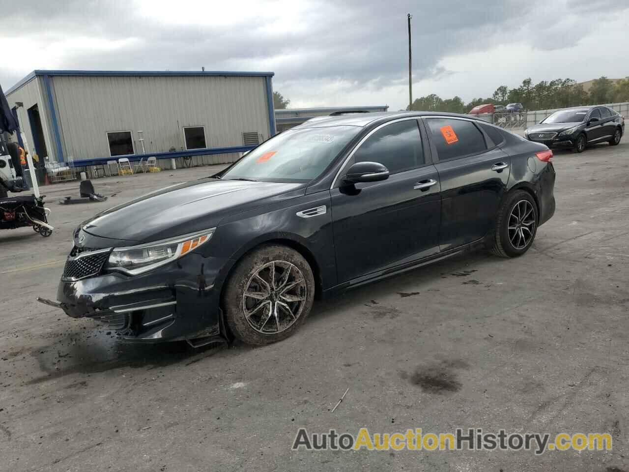 2017 KIA OPTIMA LX, 5XXGT4L38HG118763