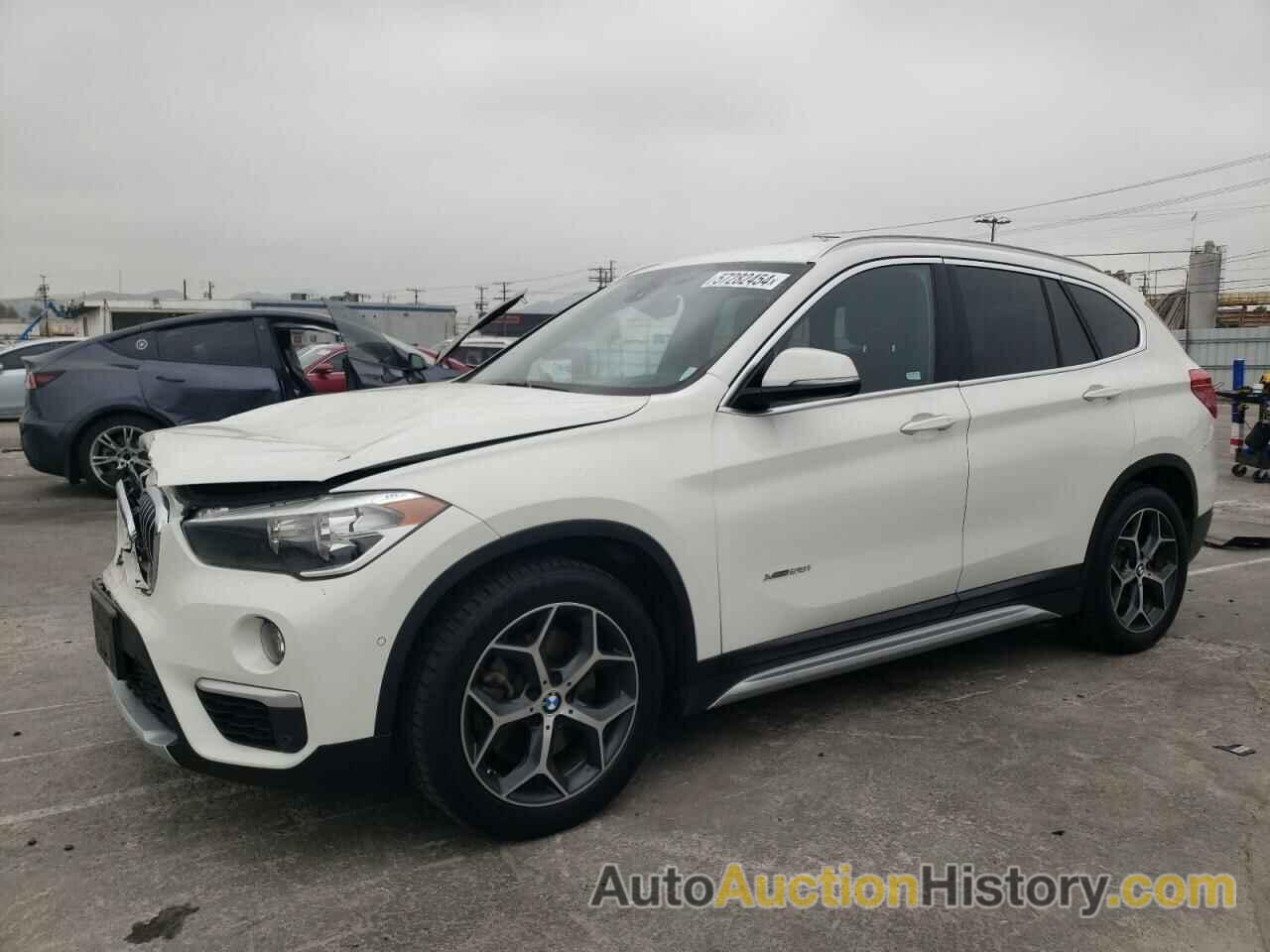 BMW X1 XDRIVE28I, WBXHT3C30H5F87726