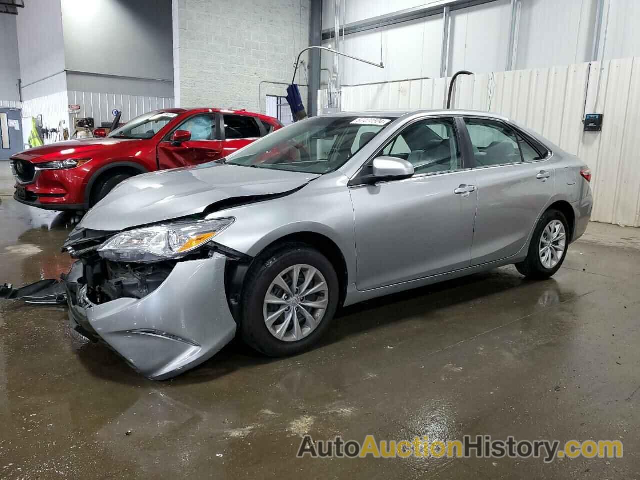 TOYOTA CAMRY LE, 4T4BF1FK3FR486702