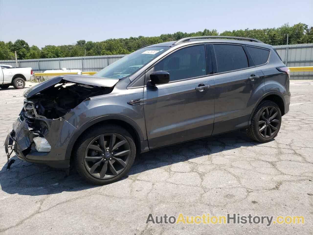 2017 FORD ESCAPE SE, 1FMCU0GDXHUC10616