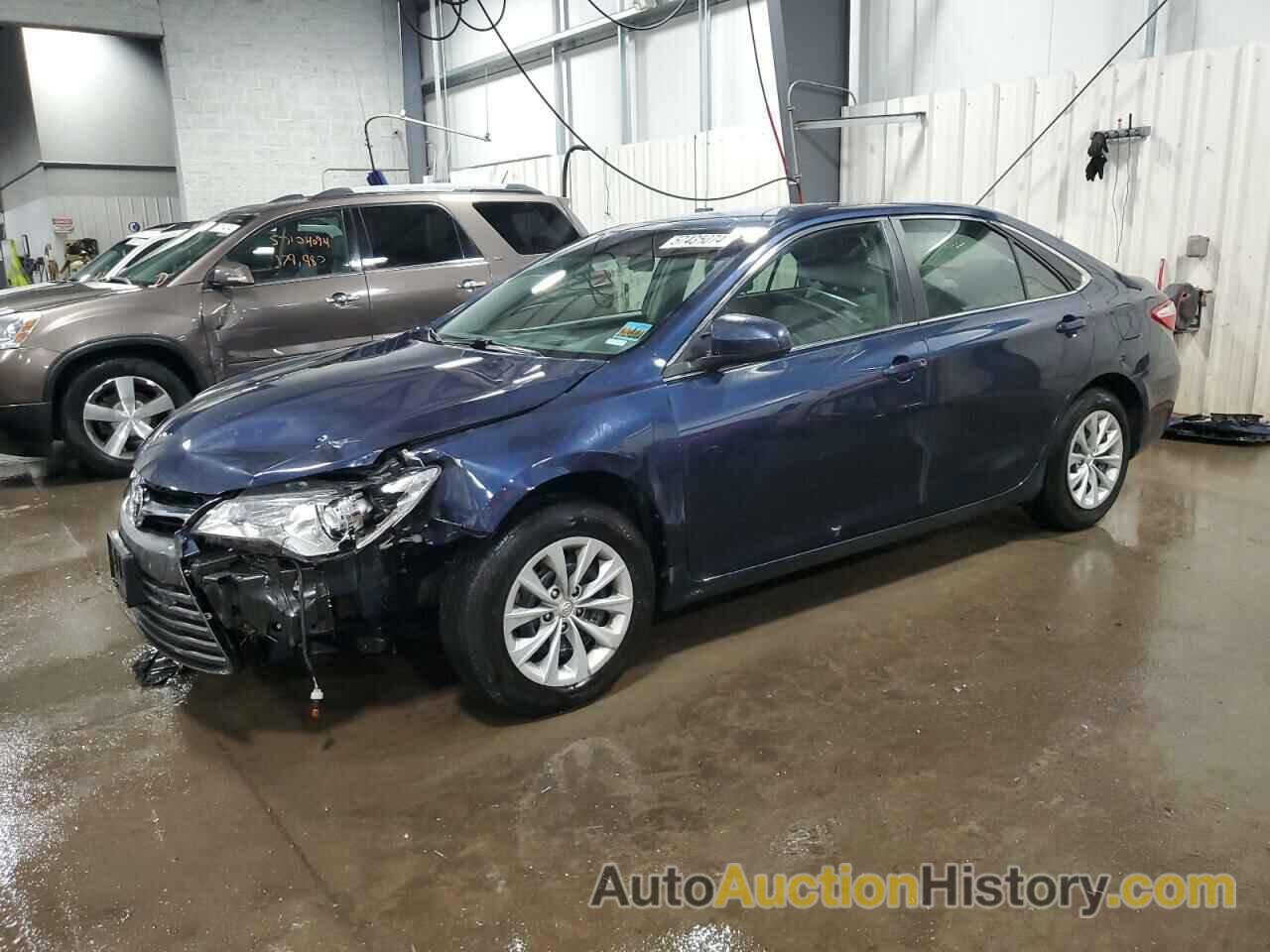 TOYOTA CAMRY LE, 4T4BF1FK5FR514032