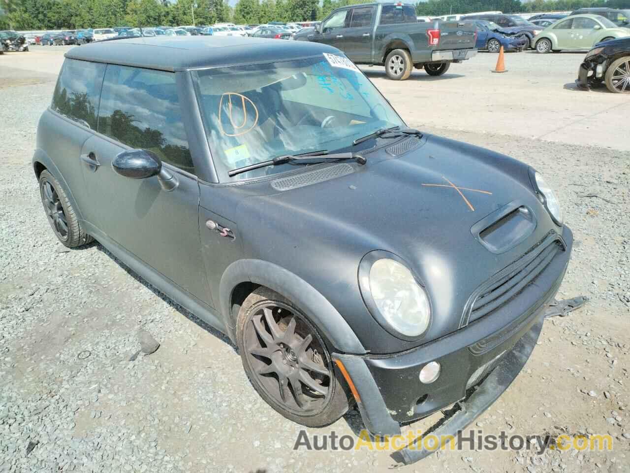 2004 MINI COOPER S, WMWRE33424TD82142